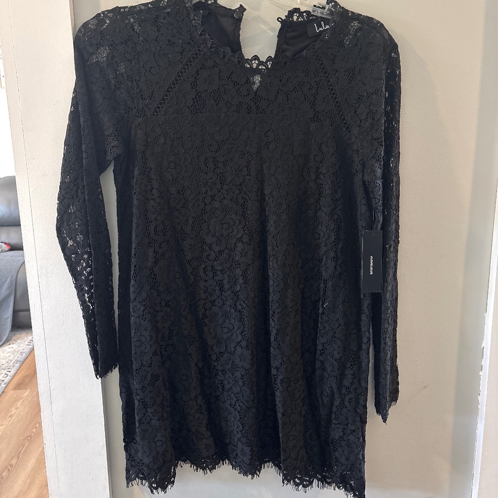 Lace long sleeve  short dress